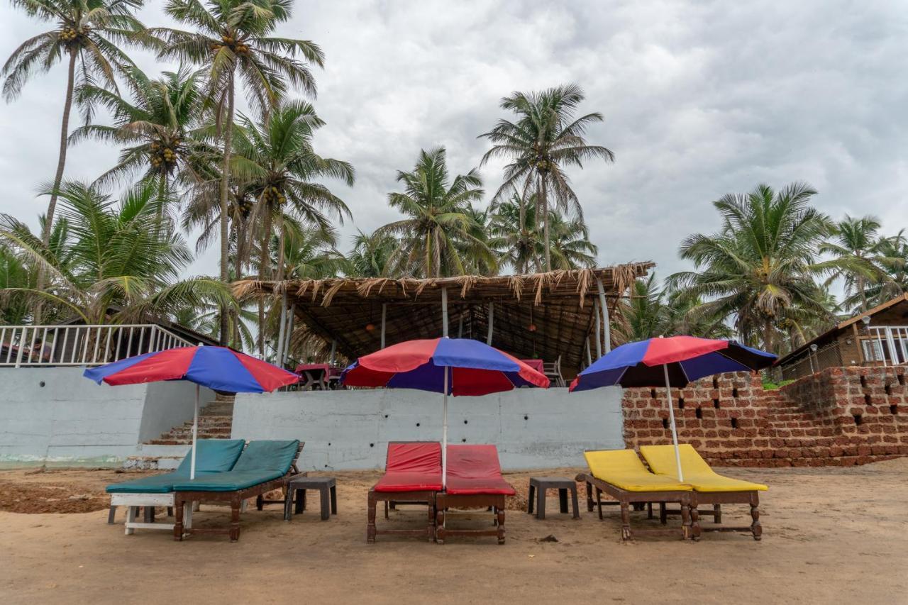 Vista Praia Beach Resort Andzsuna Kültér fotó