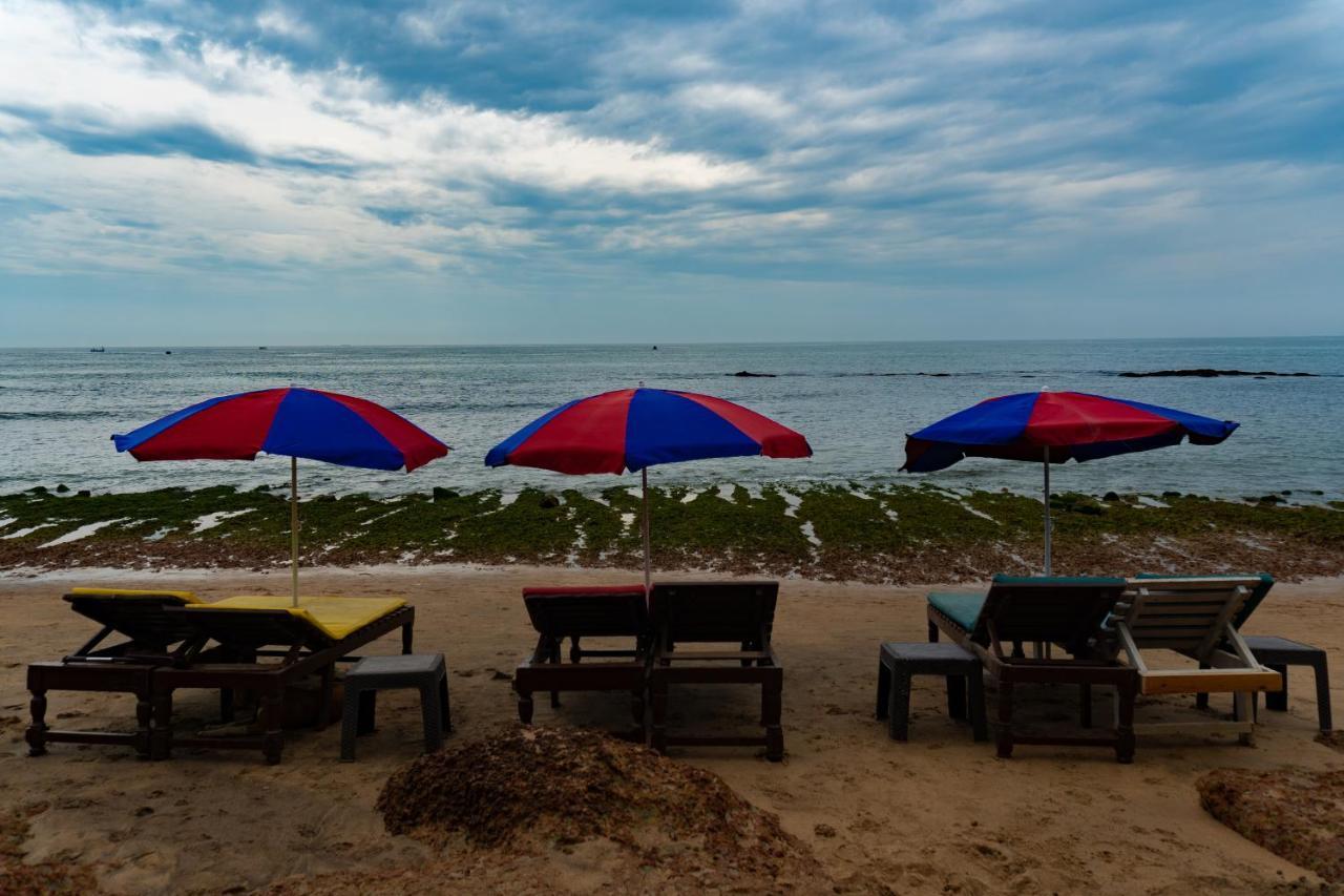 Vista Praia Beach Resort Andzsuna Kültér fotó