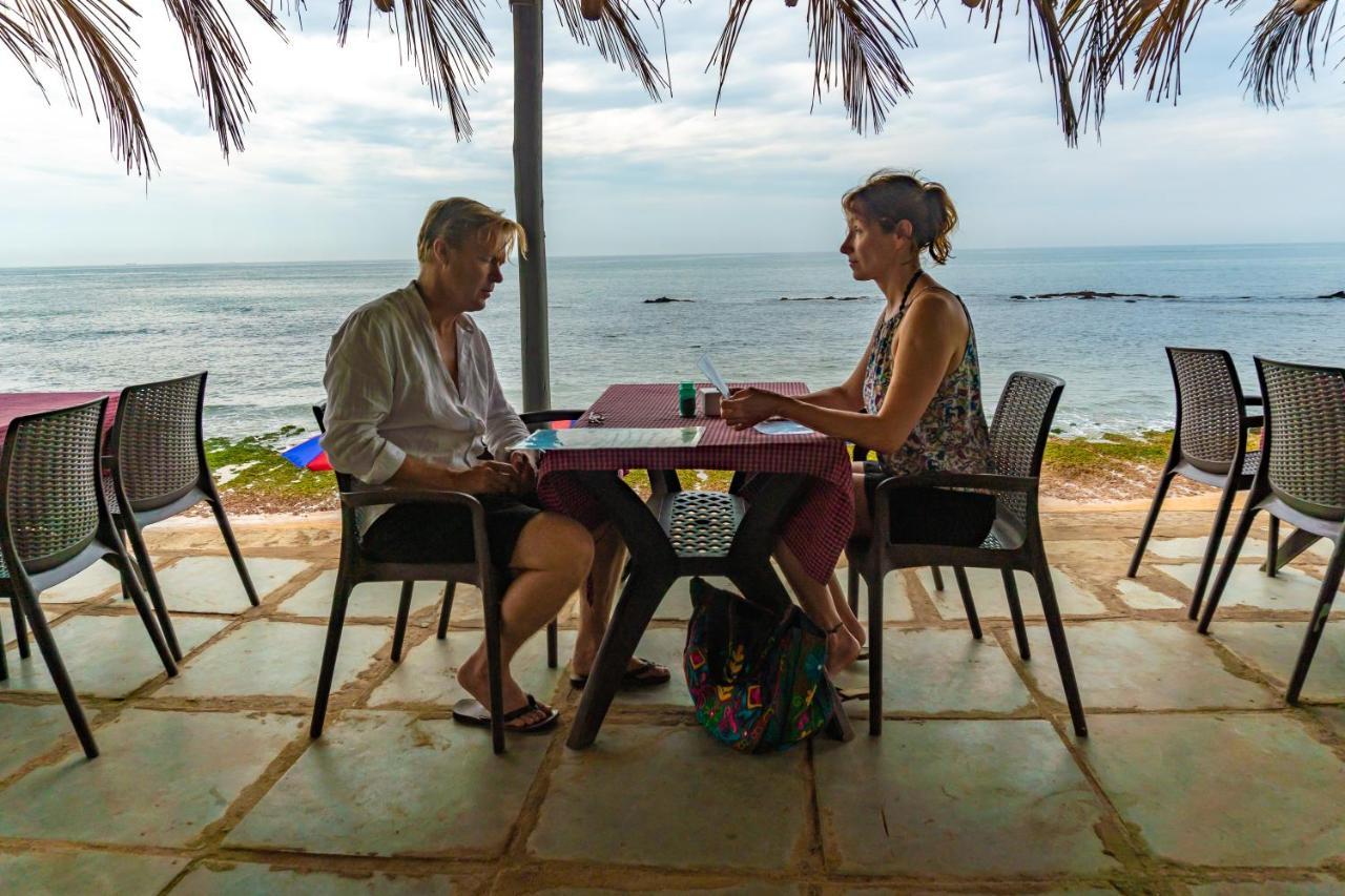 Vista Praia Beach Resort Andzsuna Kültér fotó