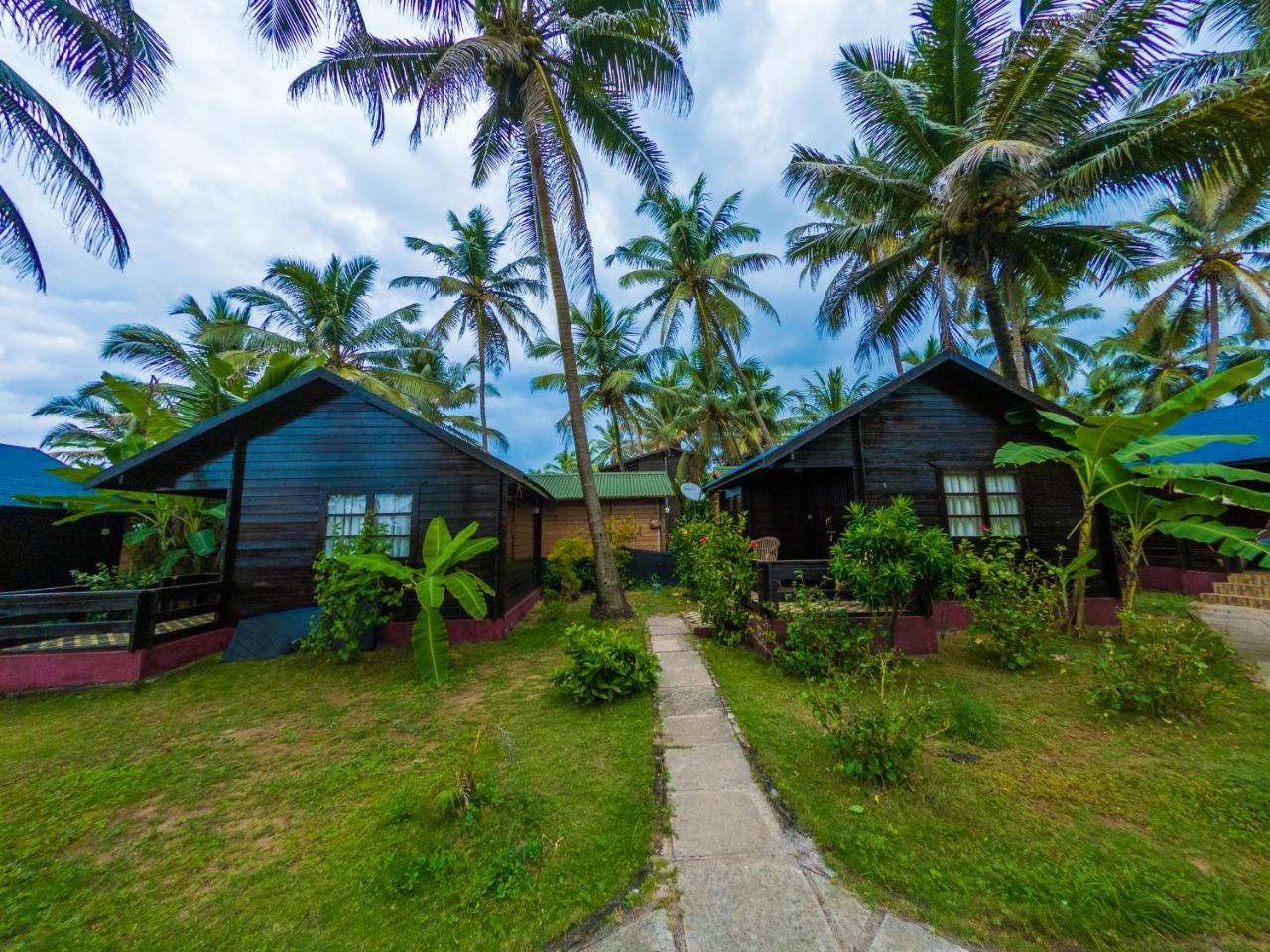 Vista Praia Beach Resort Andzsuna Kültér fotó