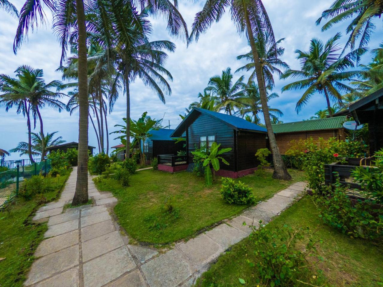 Vista Praia Beach Resort Andzsuna Kültér fotó