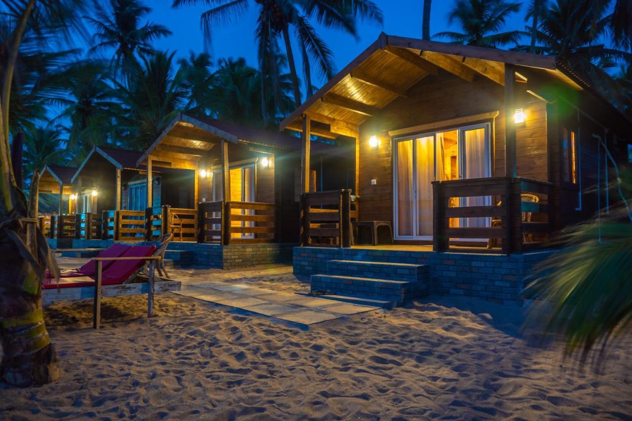 Vista Praia Beach Resort Andzsuna Kültér fotó