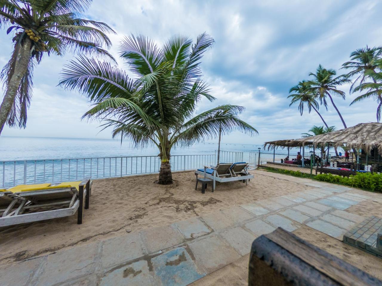 Vista Praia Beach Resort Andzsuna Kültér fotó