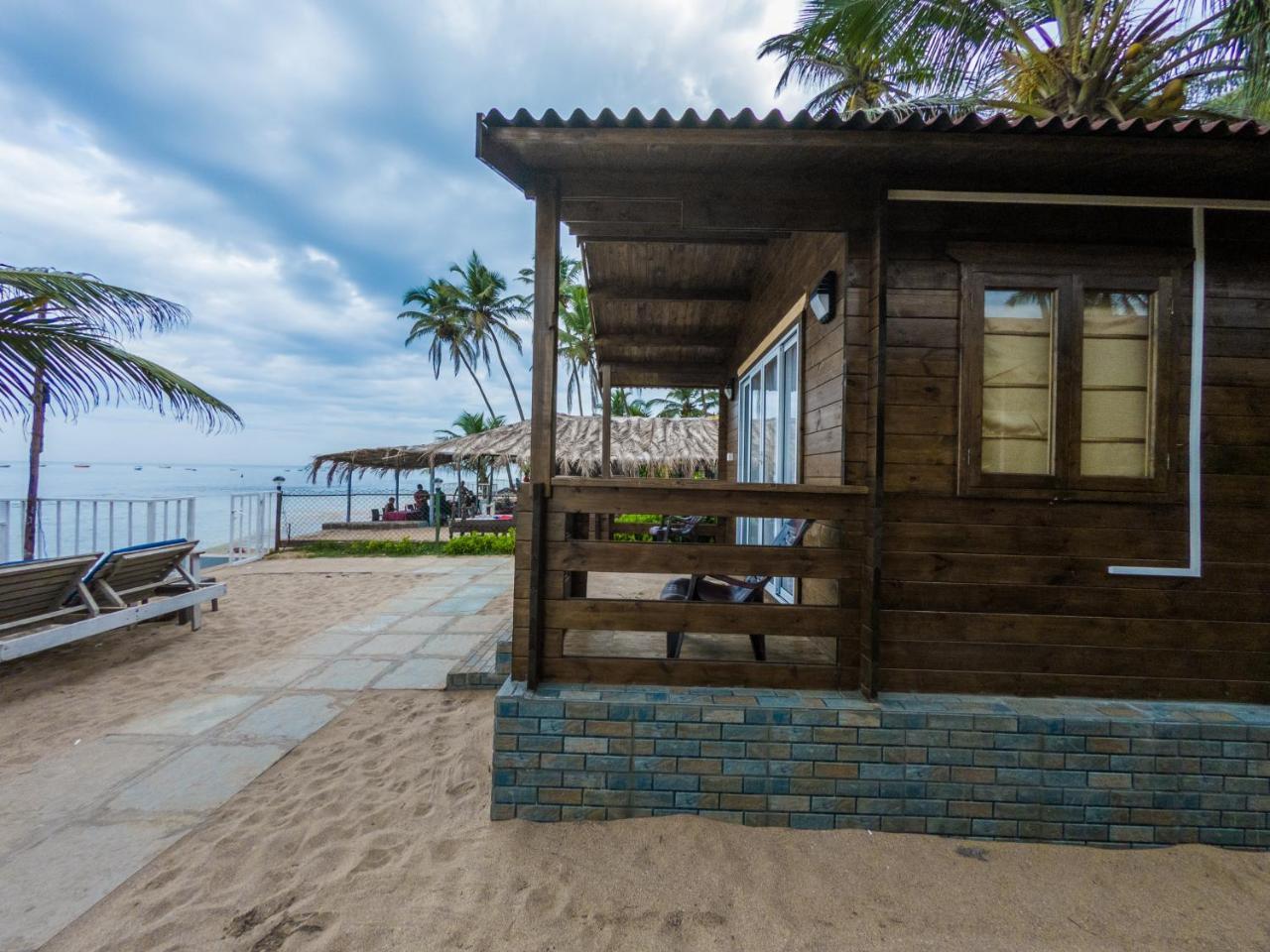 Vista Praia Beach Resort Andzsuna Kültér fotó